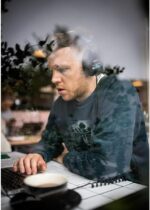 Sony MDR7506 Professional Large Diaphragm Headphone - Image 5